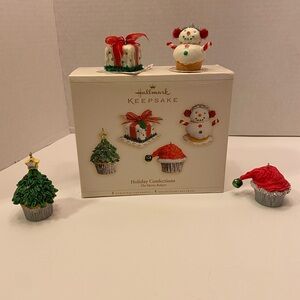 2006 Hallmark Keepsake Holiday Confections The Merry Bakers Ornaments